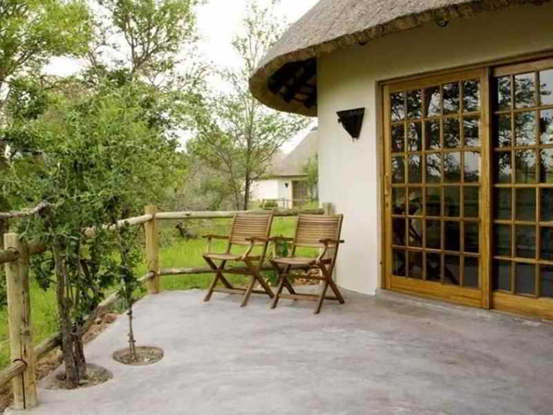 Mbizi Bush Lodge ファラボルワ エクステリア 写真