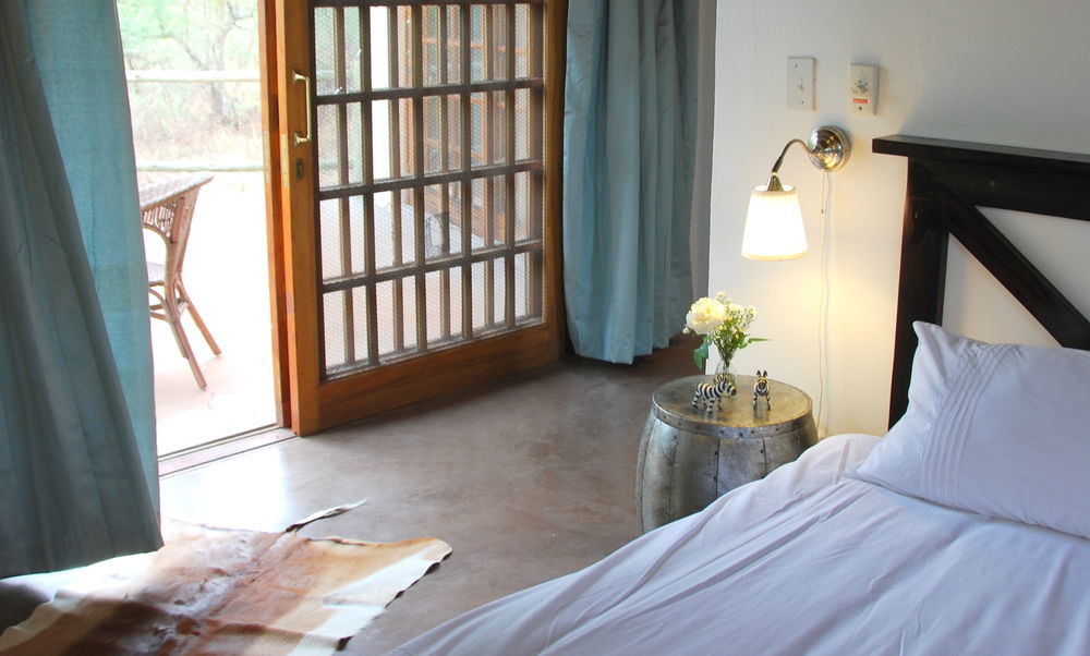 Mbizi Bush Lodge ファラボルワ エクステリア 写真